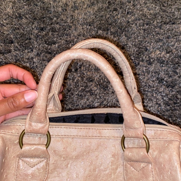 Blush pink doctor’s satchel - Picture 3 of 5